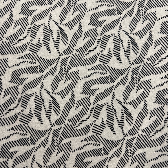 H&M women’s blouse - Picture 3 of 4